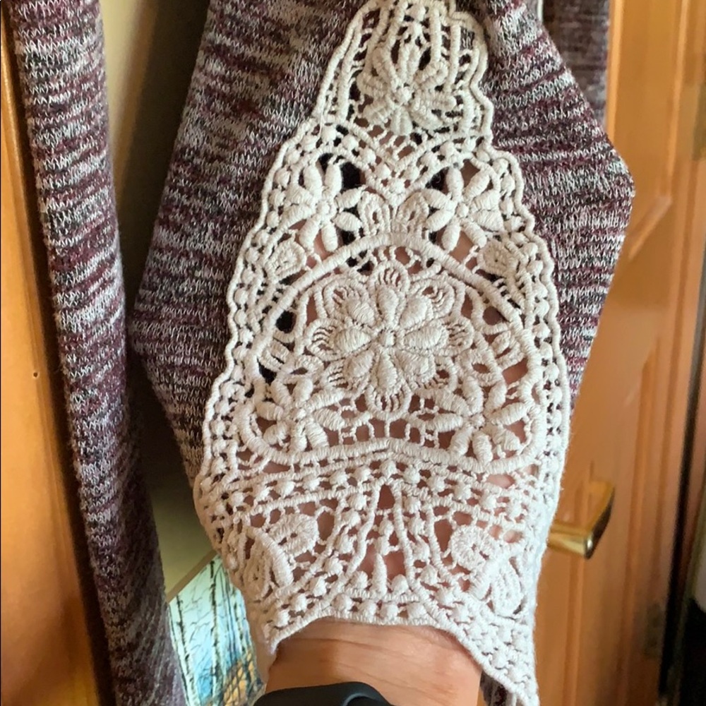 Light sweater - Picture 3 of 3